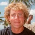  Laurent Bourgnon, vainqueur de la Route du Rhum &agrave; Point-&agrave;-Pitre en Guadeloupe, le 21 novembre 1998 