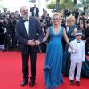 William Hurt, Sandrine Bonnaire et Augustin Legrand lors de la montée des marches du film "Killing them softly" lors du 65e Festival de Cannes le 22 mai 2012.