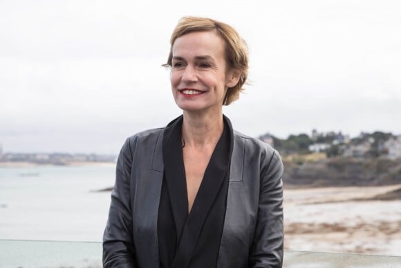 Sandrine Bonnaire, présidente du jury - Photocall du jury du 30ème Festival du Film de Dinard. Le 26 septembre 2019. © Jérémy Melloul / Bestimage