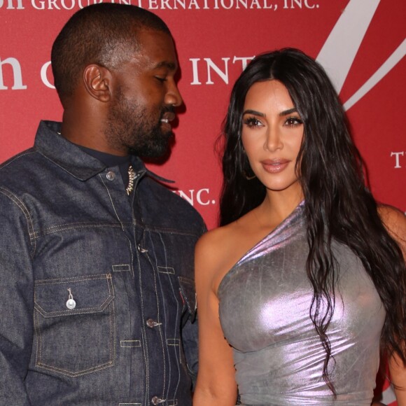 Kanye West et Kim Kardashian au photocall de la soirée "2019 Fashion Group International Night of Stars Gala" à New York, le 24 octobre 2019. © Sonia Moskowitz-Globe Photos via Zuma Press/Bestimage