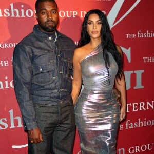 Kanye West et Kim Kardashian au photocall de la soirée "2019 Fashion Group International Night of Stars Gala" à New York, le 24 octobre 2019. © Sonia Moskowitz-Globe Photos via Zuma Press/Bestimage