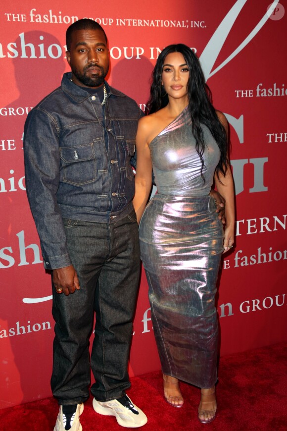 Kanye West et Kim Kardashian au photocall de la soirée "2019 Fashion Group International Night of Stars Gala" à New York, le 24 octobre 2019. © Sonia Moskowitz-Globe Photos via Zuma Press/Bestimage