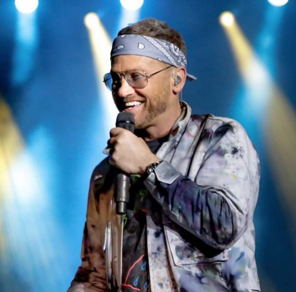 TobyMac rappeur chrétien et multi-primé aux Grammy Awards.