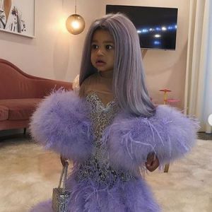 Stormi Webster, la fille de Kylie Jenner et Travis Scott, déguisée en Kylie Jenner au Met Gala 2019 pour Halloween. Los Angeles, le 27 octobre 2019.