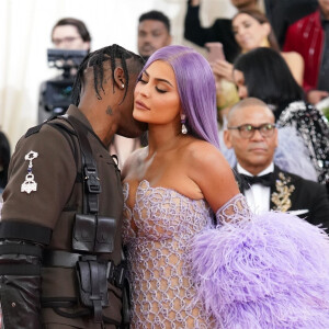 Kylie Jenner et son compagnon Travis Scott à la 71ème édition du MET Gala (Met Ball, Costume Institute Benefit) sur le thème "Camp: Notes on Fashion" au Metropolitan Museum of Art à New York, le 6 mai 2019