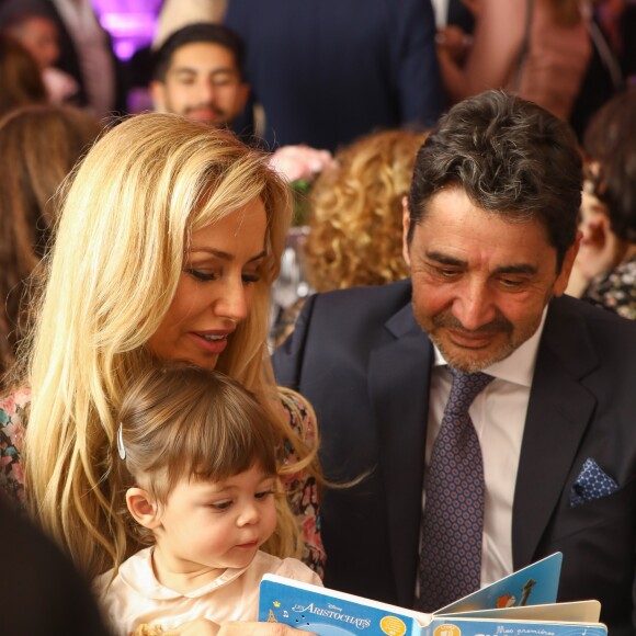 Exclusif - Adriana Karembeu invitée d'honneur, son mari Aram Ohanian et leur fille Nina à la soirée caritative organisée au Palais du Pharo, au profit de l'école arménienne Abovian. Marseille, le 26 octobre 2019. © Philippe Doignon / Bestimage