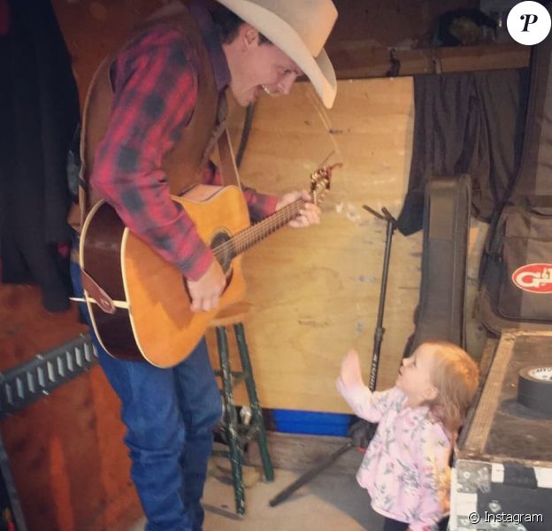 Ned LeDoux et sa fille Haven, photo publiée le 3 juillet 2019 sur Instagram. Haven est morte en octobre 2019 lors d'un accident domestique.
