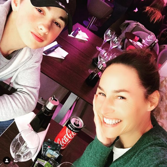 Vanessa Demouy au restaurant avec son fils Solal - 16 mars 2019