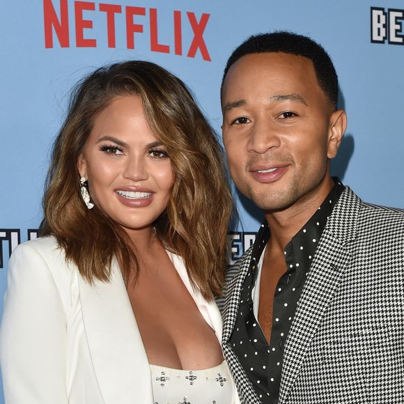 Chrissy Teigen et son mari John Legend - Première du film Netflix "Between Two Ferns: The Movie" au cinéma ArcLight Hollywood, Los Angeles, le 16 septembre 2019.