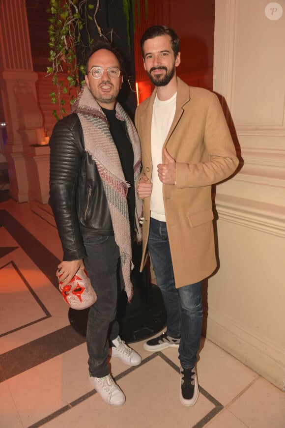 Exclusif - Jarry et Marc-Antoine Le Bret - Showcase de Gim's pour la soirée de Halloween de Fanta à Paris le 31 octobre 2019. Le jeudi 31 octobre, FANTA a fait pétiller la Gaîté Lyrique lors d'une soirée à réveiller les morts! L'imitateur M-A.Le Bret, l'humoriste J., les danseurs de Danse avec les stars D.Ikonomova, C.Millette, A.Colette, M.Dereymez et bien d'autres ont fêté Halloween ensemble dans une ambiance mortellement fun ! Animée par G.Pley, la soirée a accueilli un line-up exceptionnel : Un showcase exclusif de Gims ainsi qu'un mix des DJ.Kawaii, Kezah & Freddy Gladieux et DJ.Abdel qui ont enflammé le dancefloor. Frissons garantis ! ©Veeren / Bestimage