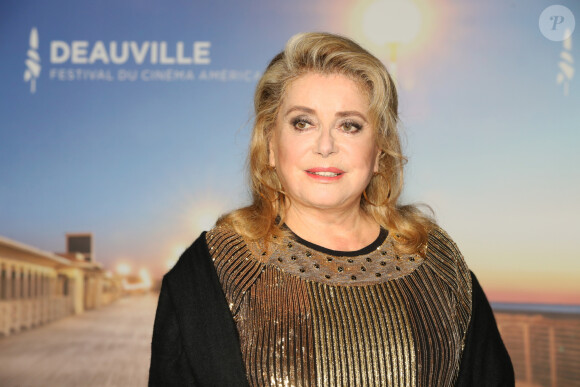 Catherine Deneuve - Press room lors de la soirée de clôture du 45ème Festival du Cinéma Américain de Deauville. Le 14 septembre 2019 © Denis Guignebourg / Bestimage