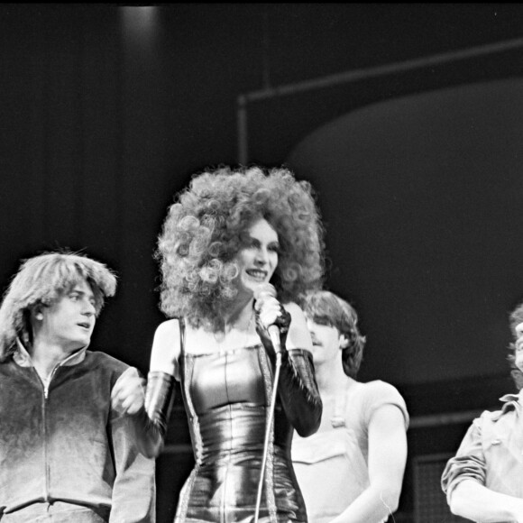 Archives - Daniel Balavoine sur scène lors du spectacle "Starmania. Paris. le 4 avril 1979.