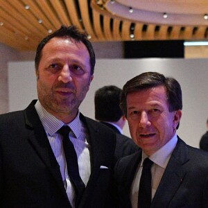 Arthur et Gilles Pelisson lors du 34ème dîner du Conseil représentatif des institutions juives de France (CRIF) au Carrousel du Louvre à Paris, FRance, le 20 février 2019. © Christian Liewig/Pool/Bestimage