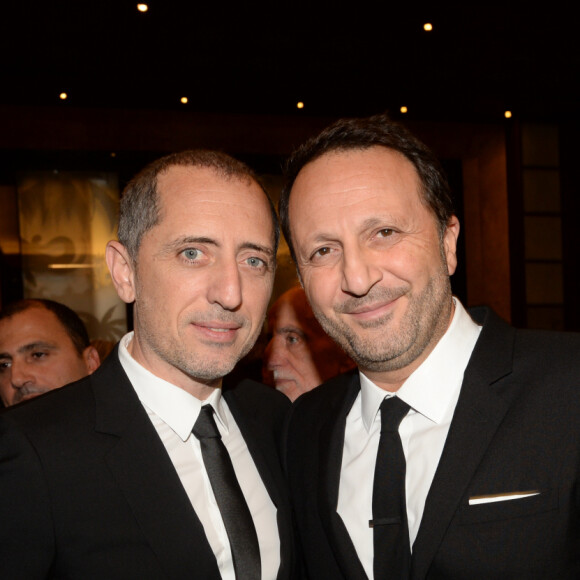 Exclusif - Gad Elmaleh et Arthur - Dîner de gala et vente aux enchère pour l'association "Sauveteurs sans frontières" ("Qui sauve une vie sauve l'humanité") à l'hôtel du collectionneur à Paris, France, le 13 février 2018. © Rachid Bellak/Bestimage