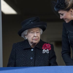 La reine Elisabeth II d'Angleterre, Kate Middleton, duchesse de Cambridge - La famille royale d'Angleterre lors du National Service of Remembrance à Londres le 10 novembre 2019.