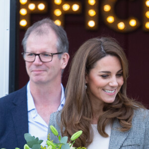 Kate Middleton lors de l'événement organisé par l'association "Shout" pour le lancement de leur nouveau système de volontariat au théâtre "Troubadour White City" à Londres, le 12 novembre 2019.