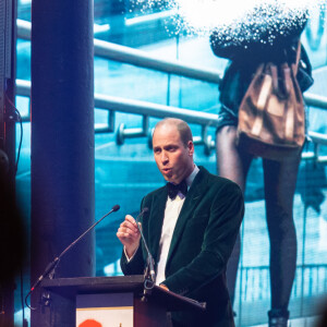 Le prince William, duc de Cambridge prononce un discours lors d'un gala à l'occasion du 50ème anniversaire de Centrepoint, à la Roundhouse de Camden, dans le nord de Londres, le 13 novembre 2019.