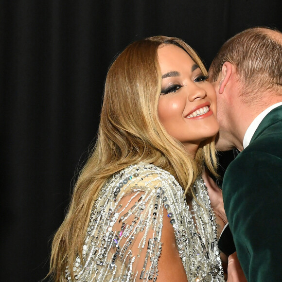 Le prince William, duc de Cambridge et Rita Ora lors d'un gala à l'occasion du 50ème anniversaire de Centrepoint, à la Roundhouse de Camden, dans le nord de Londres, le 13 novembre 2019.