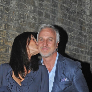 Exclusif - David Ginola et sa compagne Maeva Denat quittent le restaurant Chiltern Firehouse à Londres le 10 novembre 2018.