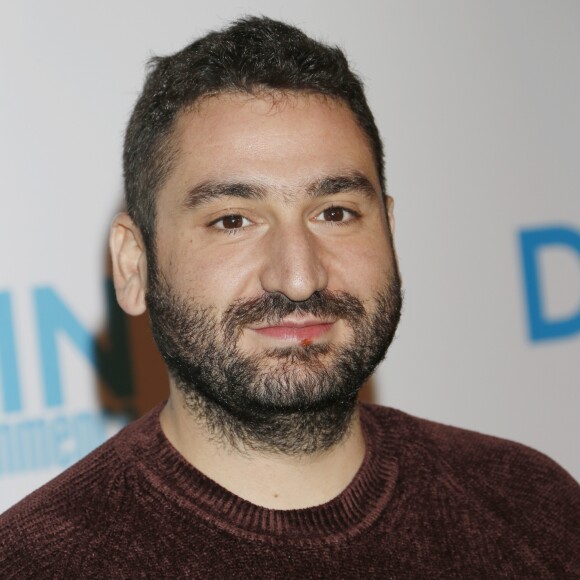 Mouloud Achour lors de l'avant-première du film "Demain tout commence" au Grand Rex à Paris le 28 novembre 2016.