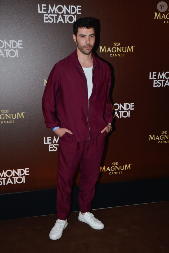 Tahar Rahim - Photocall de la soirée du film "Le monde est à toi" sur la plage Magnum lors du 71ème festival International de Cannes le 12 mai 2018. © CVS-Veeren/Bestimage