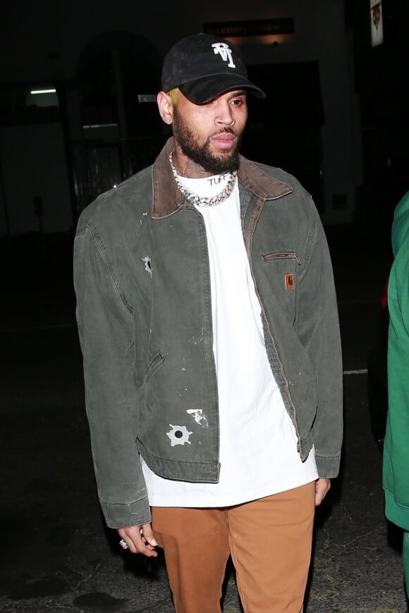 Chris Brown - Les célébrités arrivent et quittent la soirée d'Halloween Anastasia Karanikolaou dans le quartier de West Hollywood à Los Angeles, le 28 octobre 2019