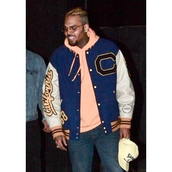 Chris Brown est allé assister au premier concert de sa fille P. Jackson à The Mint à Los Angeles. Depuis la mort de M. Jackson, Chris est resté très proche de P. Jackson depuis plusieurs années. Une amitié qui a été vivement critiquée sur les réseaux sociaux... Le 30 mars 2019.