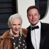 Elon Musk et sa mère Maye Musk à la soirée Vanity Fair Oscar Viewing Party 2017 au Wallis Annenberg Center for the Performing Arts à Berverly Hills, le 26 février 2017. © Chris Delmas/Bestimage