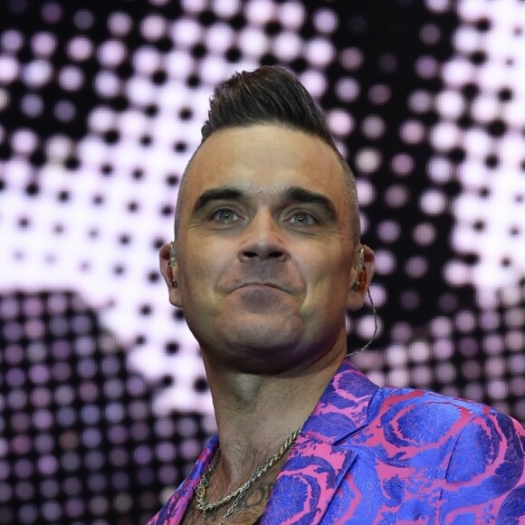 Robbie Williams lors de l'évènement Hits Radio Live à Manchester, le 17 novembre 2019.