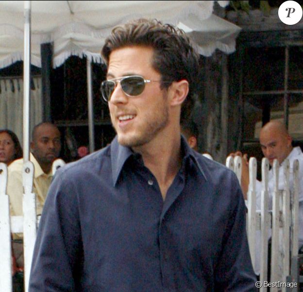 Harry Morton après avoir déjeuné avec Lindsay Lohan au restaurant "Ivy" à Santa Monica le 28/09/2006
