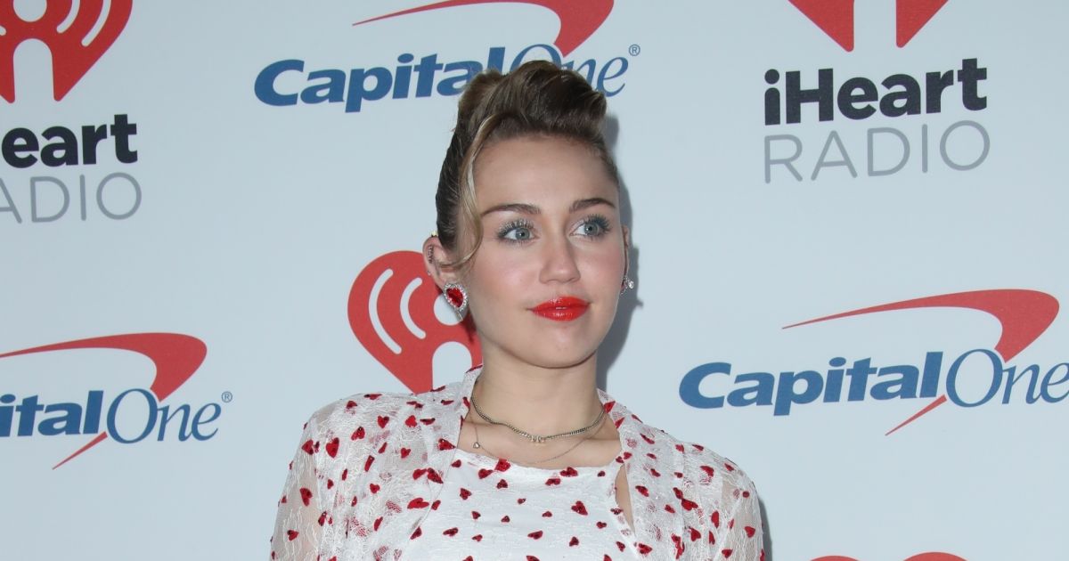 Miley Cyrus à La Soirée Iheartradio Du 2e Jour Du Festival De Musique à