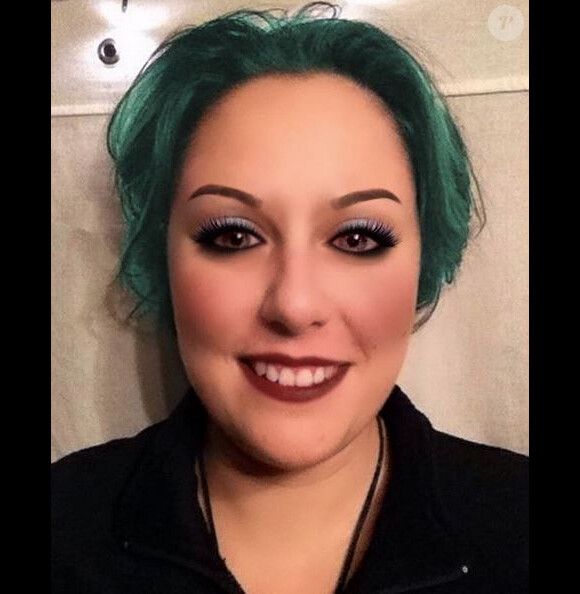 Ariel Burdett, ancienne candidate de l'émission The X Factor (saison 8), est morte au début du mois de novembre 2019. Elle avait 38 ans.