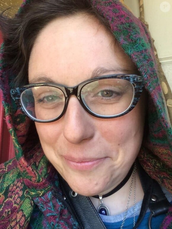 Ariel Burdett, de son vrai nom Amy Ara Burdett, a été retrouvée morte à son domicile le 12 novembre 2019.