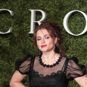 Helena Bonham Carter - Les célébrités lors de l'avant-première de la troisième saison de la série 'The Crown' à Londres, le 13 novembre 2019.