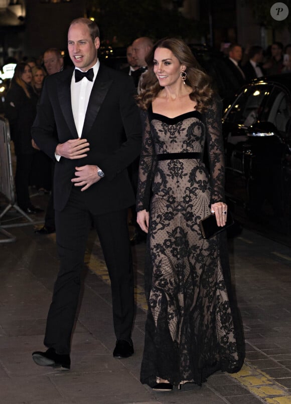 Le prince William, duc de Cambridge, et Kate Middleton, duchesse de Cambridge, assistent à la soirée caritative "The Royal Variety Performance" à Londres, le 18 novembre 2019.