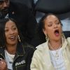 Rihanna - Les célébrités sont allées assister à un match des Lakers vs. Utah Jazz au Staples Center à Los Angeles, le 25 octobre 2019.