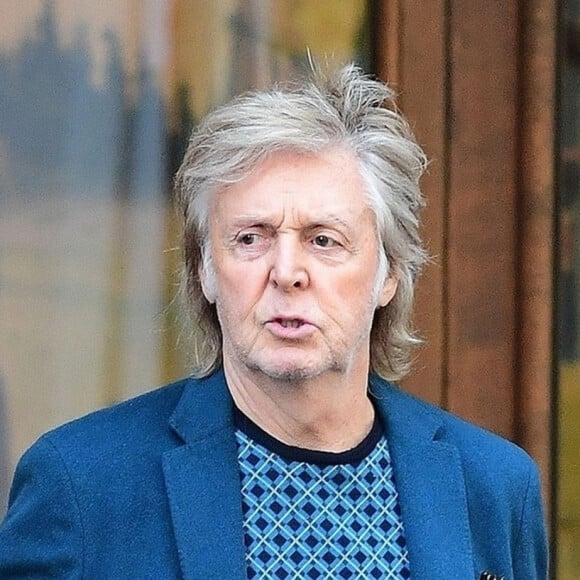 Exclusif - Paul McCartney a été aperçu dans les rues de Londres, le 22 octobre 2019.