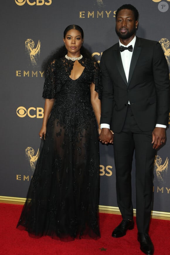 Gabrielle Union et son mari Dwayne Wade au photocall de la 69ème édition des Emmy Awards au théâtre Microsoft à Los Angeles le 17 septembre 2017.