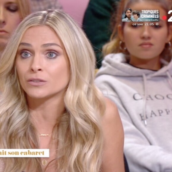 Clara Morgane dans l'émission "Je t'aime, etc" sur France 2. Le vendredi 22 novembre 2019.