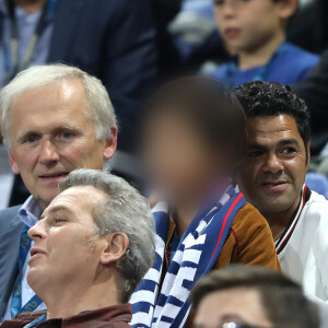 Jamel Debbouze, sa femme Mélissa Theuriau et leur fils Léon dans les tribunes du stade de France lors du match de ligue des nations opposant la France à l'Allemagne à Saint-Denis, Seine Saint-Denis, France, le 16 octobre 2018.