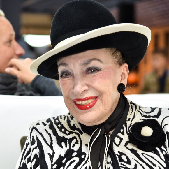 Exclusif - Geneviève de Fontenay - Concours de créateurs de mode à la foire expo de Cherbourg-en-Cotentin sur le thème de l'Irlande dans la Grande Halle de La Cité de la Mer à Cherbourg-en-Cotentin, France, le 31 octobre 2016. Le jury est composé de: Geneviève de Fontenay, Sylvain Potard, Magloire et Dominique Damien Rehel. Le jeune créateur de mode, Fahaid Sanober remporte le Prix du défilé. © Lionel Urman/Bestimage