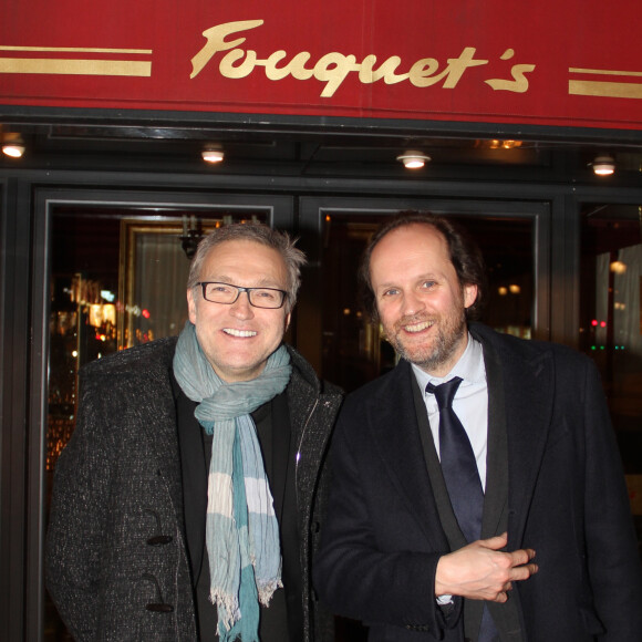 Exclusif - Laurent Ruquier, Jean-Marc Dumontet - Dîner au Fouquet's des comédiens de la pièce "l'être ou pas" à Paris le 9 mars 2015.