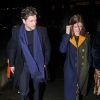 Kit Harington et sa femme Rose Leslie quittent l'église St Botolph-without-Bishopsgate à l'issue de la soirée de chants de Noël de l'association "MS Society". Londres, le 10 décembre 2019.