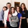 Le roi Abdullah II de Jordanie et la reine Rania avec leurs enfants Hashem, Salma, et Iman photographiés pour les voeux du Nouvel An 2013.