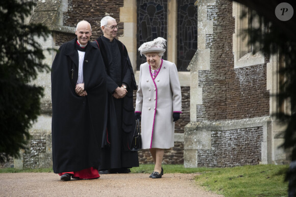 La reine Elisabeth II d'Angleterre - La famille royale assiste à la messe de Noël à Sandringham le 25 décembre 2018.