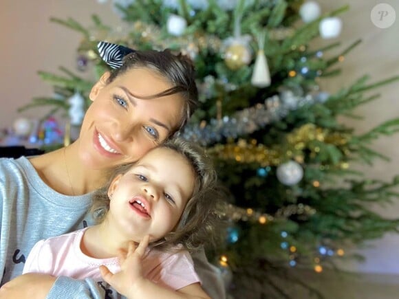 Julia Paredes et sa fille Luna, le 18 décembre 2019, sur Instagram