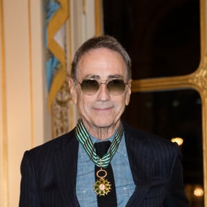 Alain Chamfort (Commandeur dans l'Ordre des Arts et des Lettres) - Remise de décorations au ministère de la Culture à Paris le 30 octobre 2019. © Cyril Moreau/Bestimage30/10/2019 - Paris