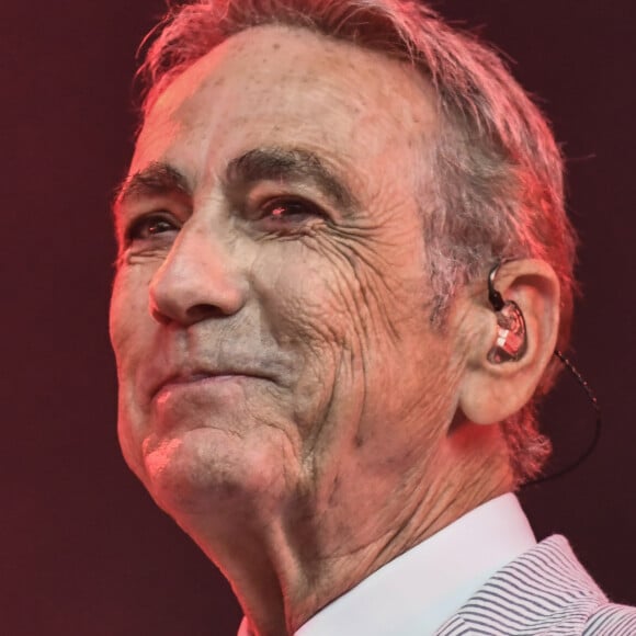 Alain Chamfort en concert lors de la 15ème édition du Grand Pruneau Show à Agen le 1er septembre 2019. © Thierry Breton/Panoramic/Bestimage