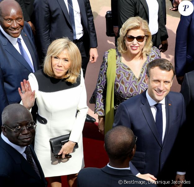 Alassane Ouattara, président de la République de Côte d'Ivoire, Dominique Ouattara, Première dame, Emmanuel Macron, président de la République française, Brigitte Macron, Première dame - Déplacement en Côte d'Ivoire - Arrivées à l'aéroport de Bouaké, le 22 décembre 2019. © Dominique Jacovides / Bestimage