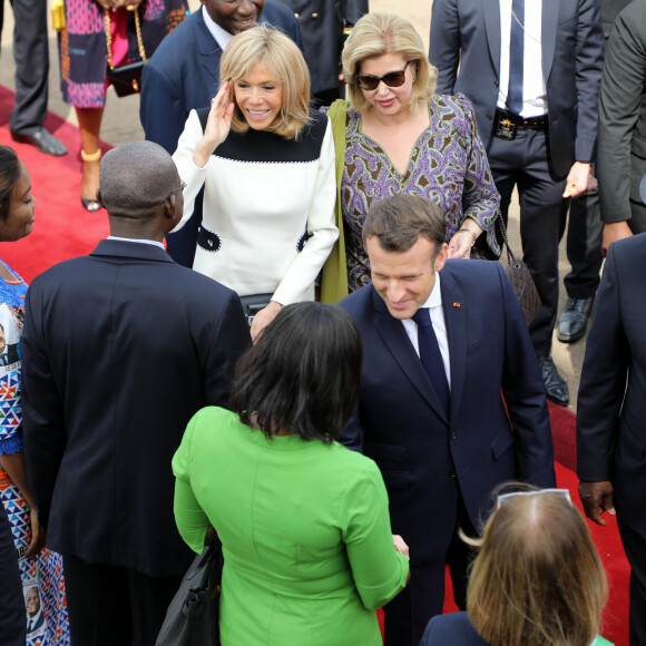 Alassane Ouattara, président de la République de Côte d'Ivoire, Dominique Ouattara, Première dame, Emmanuel Macron, président de la République française, Brigitte Macron, Première dame - Déplacement en Côte d'Ivoire - Arrivées à l'aéroport de Bouaké, le 22 décembre 2019. © Dominique Jacovides / Bestimage
